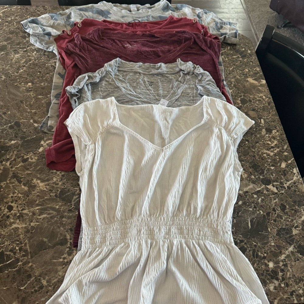 Girls medium 5 shirt bundle